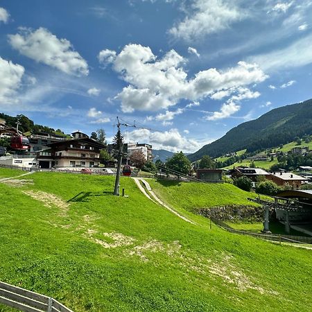 Hotel Alpine Palace Saalbach-Hinterglemm Buitenkant foto